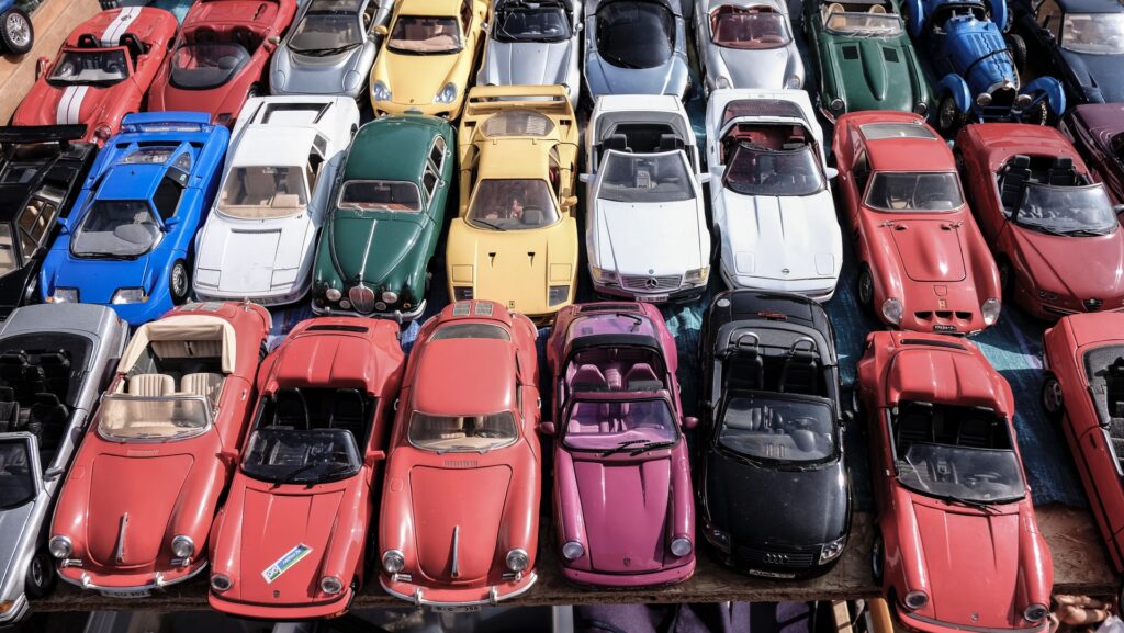 7 Types of People at Auto Auctions
